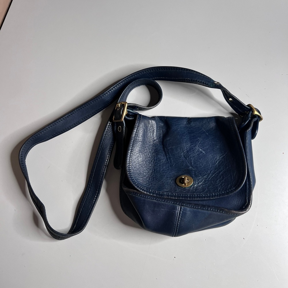 Vintage Coach Willis Navy Blue Leather Crossbody Bag 9954 Brass Turnlock